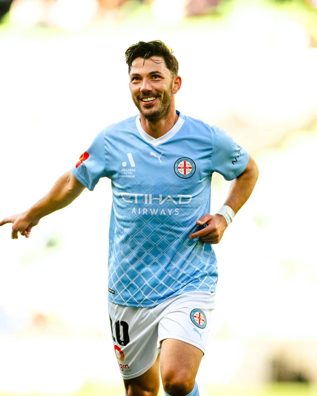 包含波尔图主帅放话：亚洲杯季后赛必胜洛杉矶湖人，保罗冷笑回应的词条